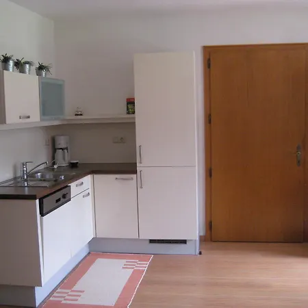 Kathrein Apartman *